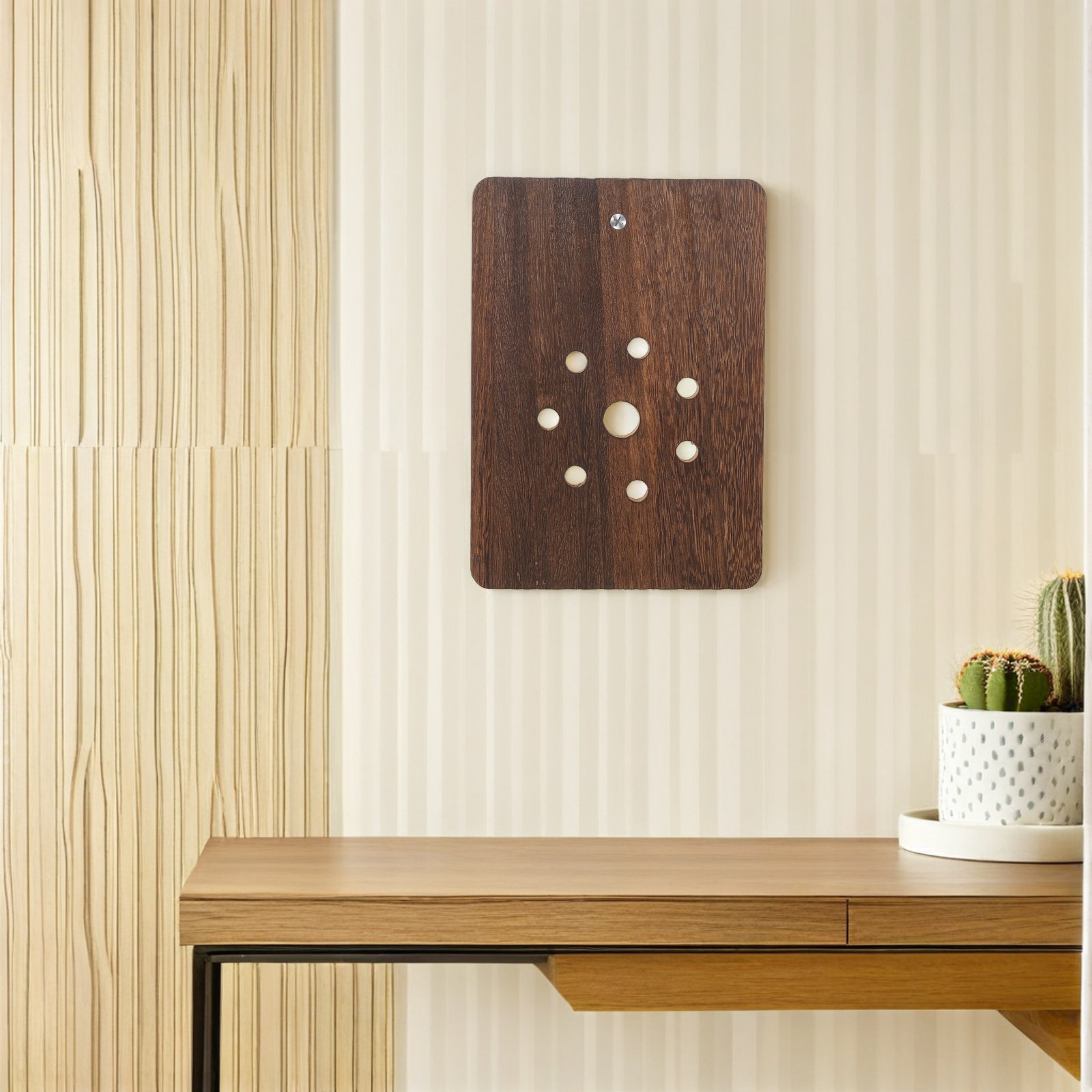 لوحة تثبيت نبات السنجاب القزم  - مراجعة Vertical Wall Planter وسعره